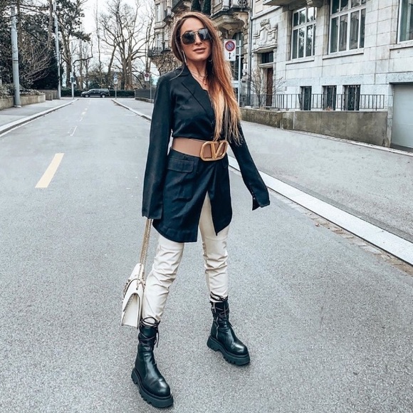 NWT Zara Lace Leather Ankle Boots with Lug Sole - Picture 2 of 12